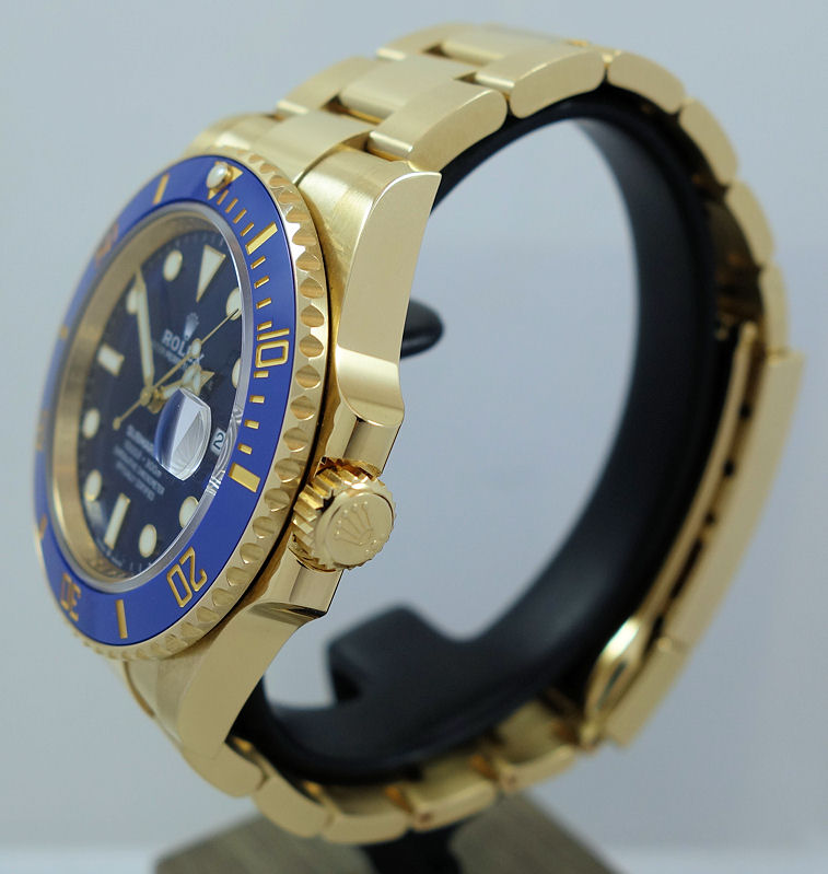 DSC02987 Rolex Submariner Yellow-Gold 41mm Blue-dial 126618LB Box & Card