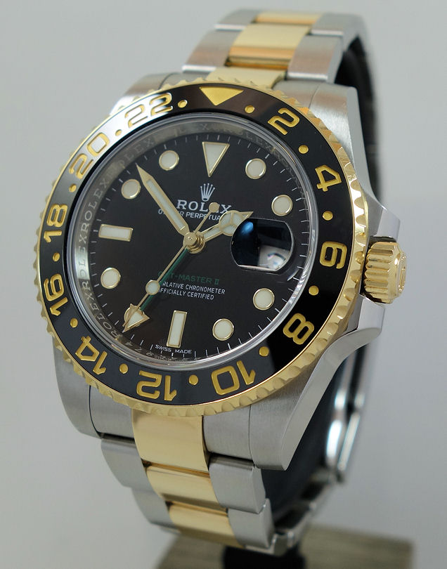 DSC03268 Rolex GMT II 18k Gold & Steel 116713LN 2019 Box & Card