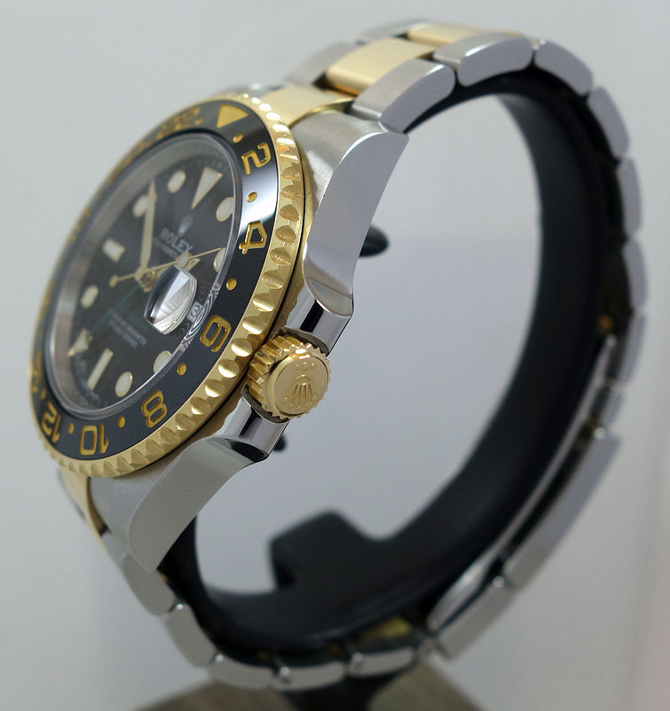 DSC03272 Rolex GMT II 18k Gold & Steel 116713LN 2019 Box & Card