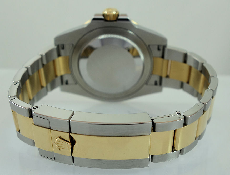 DSC03275 Rolex GMT II 18k Gold & Steel 116713LN 2019 Box & Card