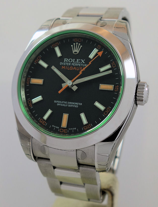 DSC03545 Rolex Milgauss 116400 Black-dial Green Sapphire with plastic!