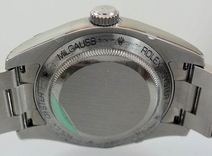 DSC03555 Rolex Milgauss 116400 Black-dial Green Sapphire with plastic!