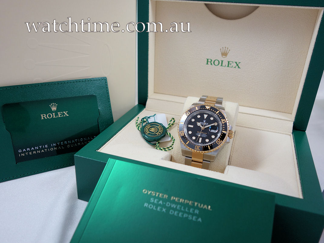 DSC04433 ROLEX SEA-DWELLER 43 mm 18K YELLOW GOLD & STEEL 126603 Box & Card 2023