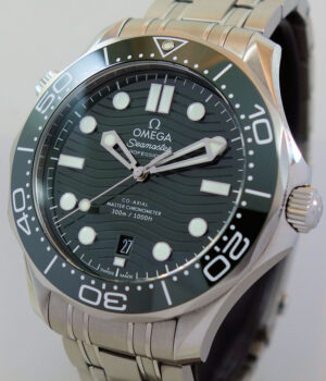 Omega Seamaster Diver 300m GREEN 42mm 210.32.42.20.10.001
