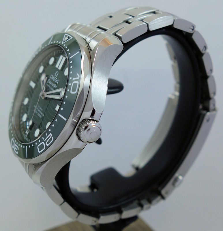 DSC04635 Omega Seamaster Diver 300m GREEN 42mm 210.32.42.20.10.001