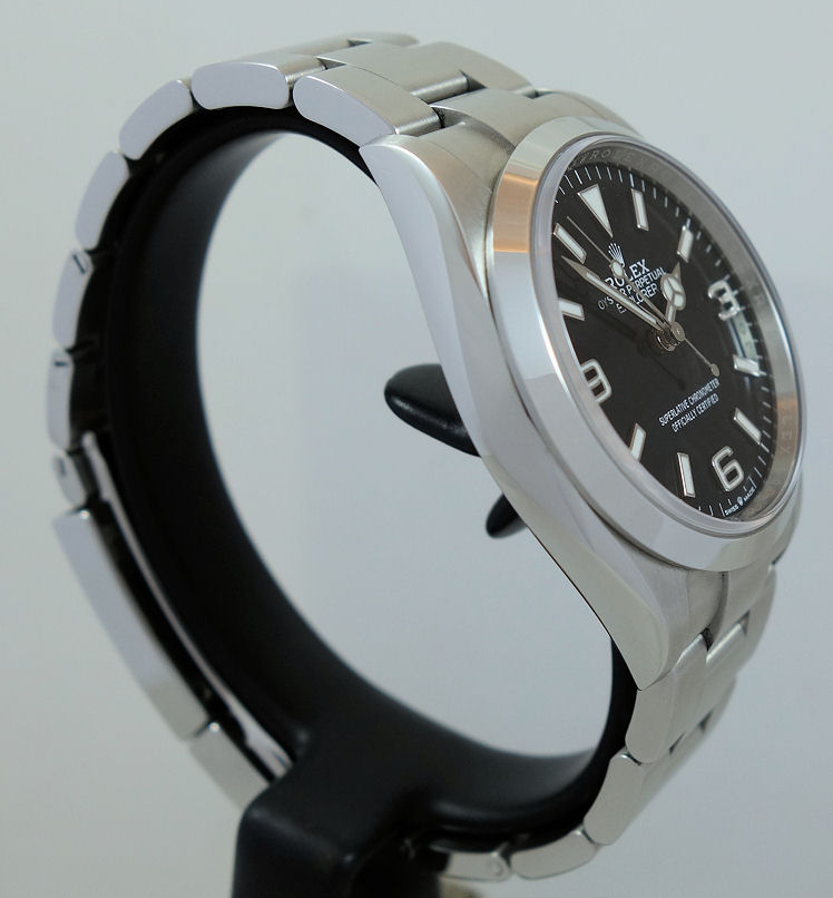 DSC05012 ROLEX EXPLORER I 36mm 124270 Box & Card 2023