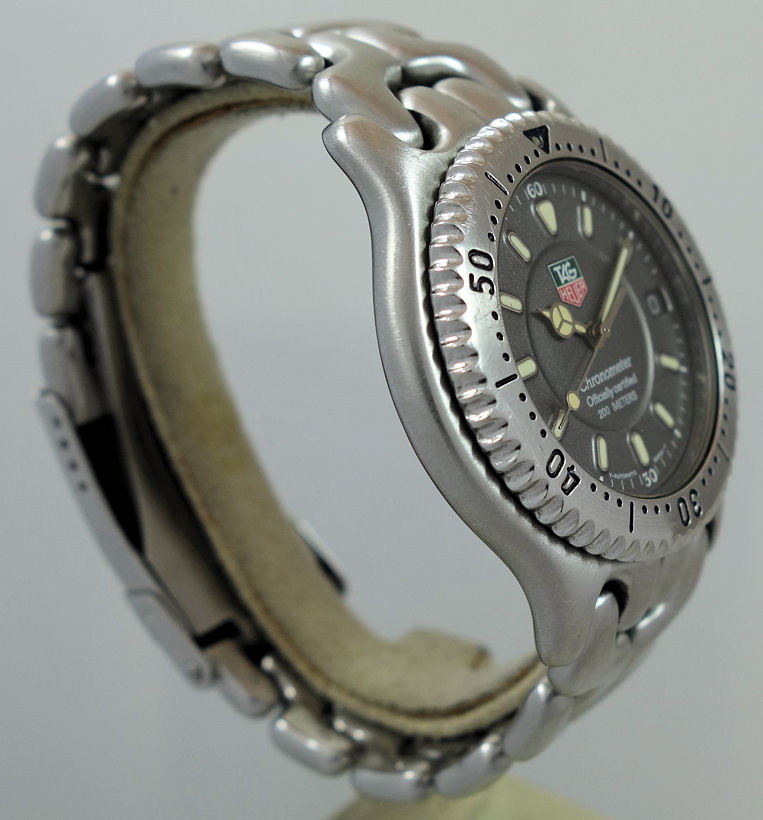 DSC05250 TAG Heuer Vintage 1990s S/el Chronometre 200m Steel s89.206