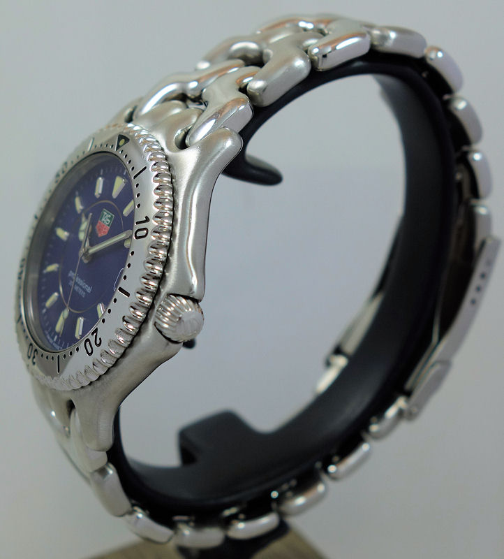 DSC05267 TAG Heuer Vintage Sel 200m Blue-dial Quartz WG111A Full Set!