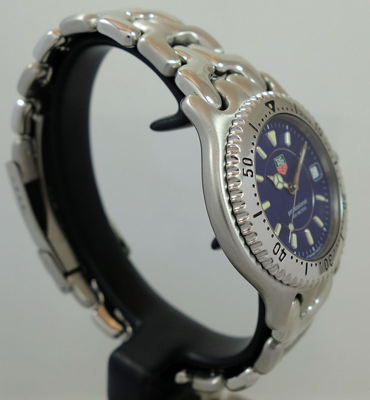 DSC05269 TAG Heuer Vintage Sel 200m Blue-dial Quartz WG111A Full Set!