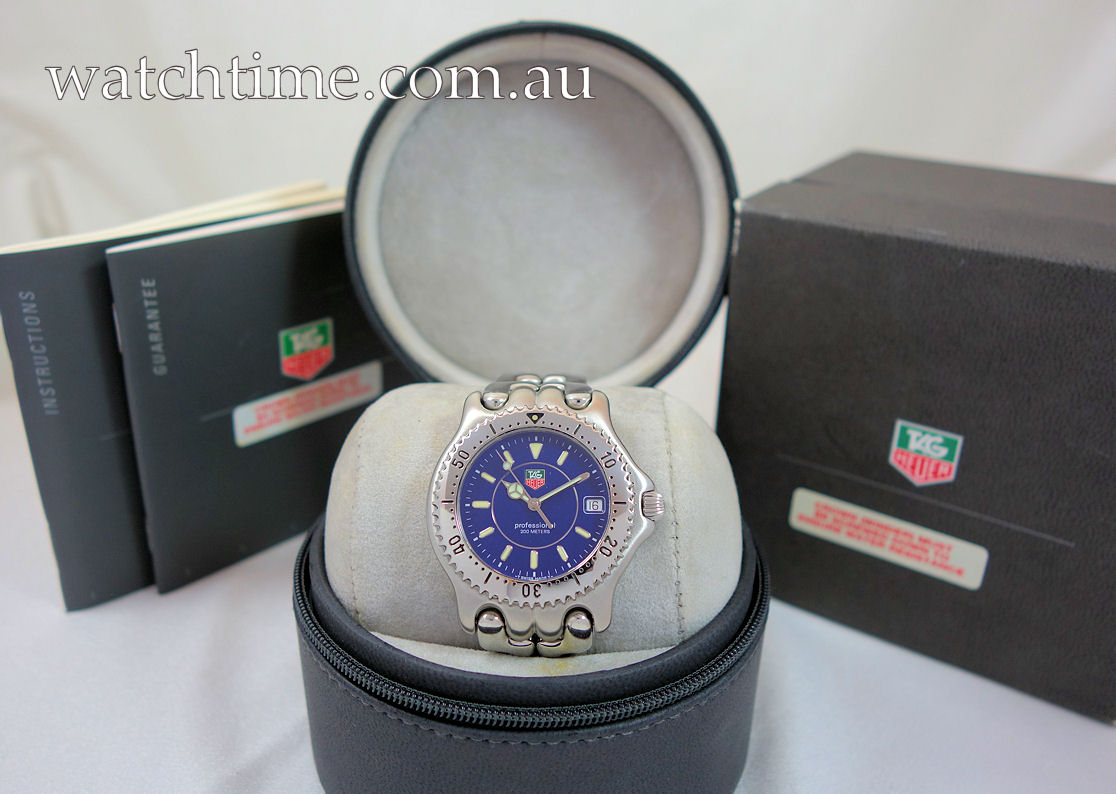 DSC05276 TAG Heuer Vintage Sel 200m Blue-dial Quartz WG111A Full Set!