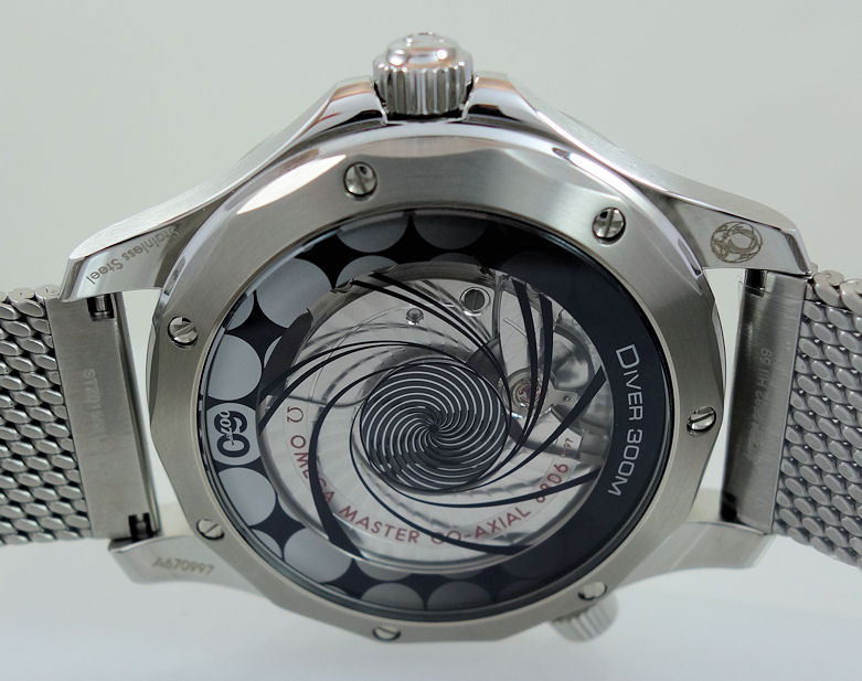 DSC05434 OMEGA 60 Years of BOND 007 Seamaster 300m 210.30.42.20.03.002 BLUE WAVE DIAL 2025 Model