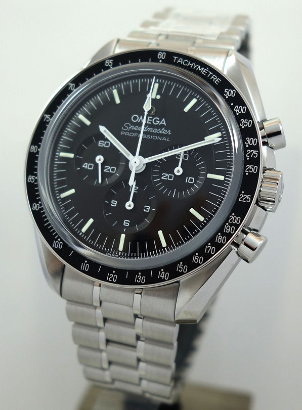 DSC05872 Omega Speedmaster MOONWATCH 42mm Steel *Sapphire Sandwich* 310.30.42.50.01.002 APRIL 2025 *UNUSED*