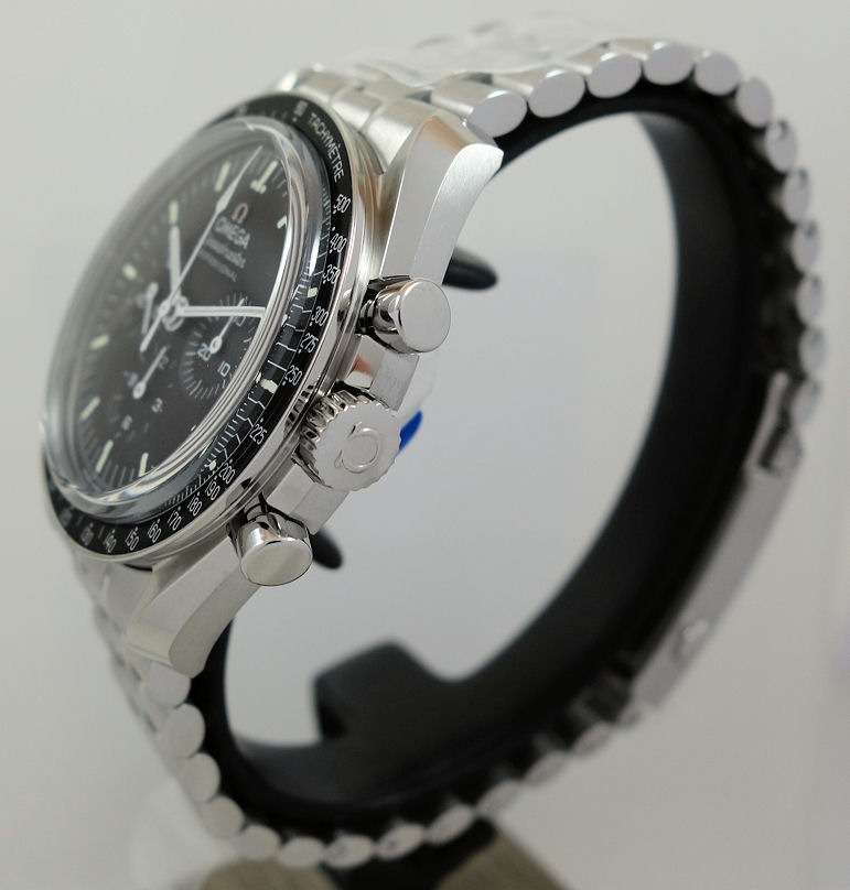 DSC05878 Omega Speedmaster MOONWATCH 42mm Steel *Sapphire Sandwich* 310.30.42.50.01.002 APRIL 2025 *UNUSED*