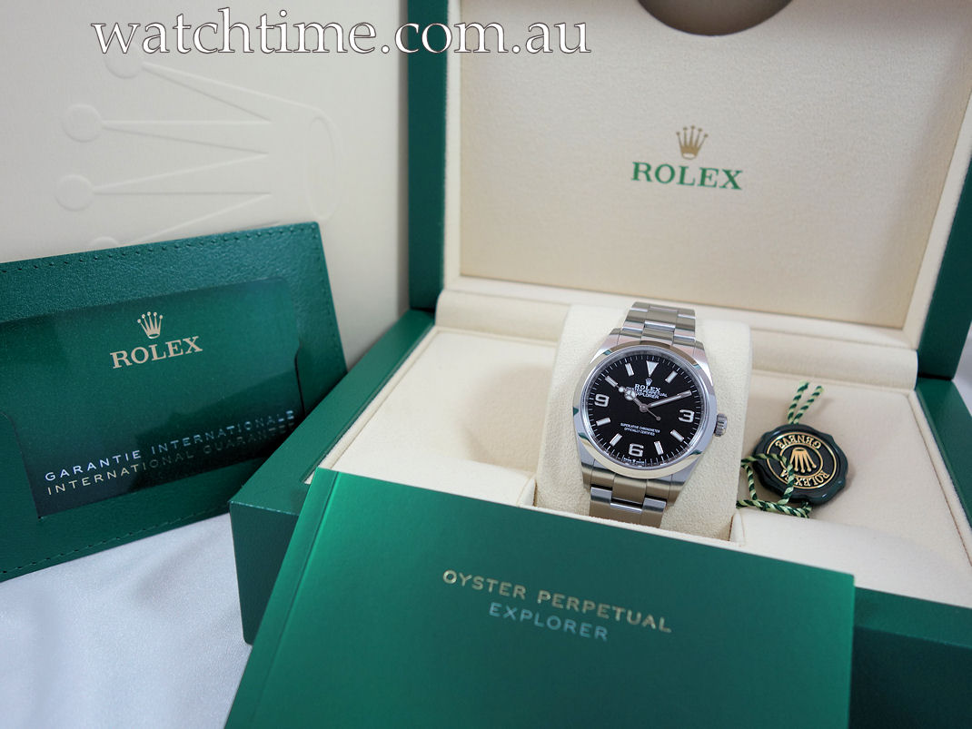 DSC05933 ROLEX EXPLORER I 36mm 124270 Box & Card