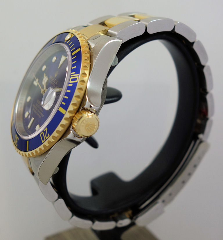 DSC05946 Rolex Submariner Date 18k & Steel, Blue dial 16613 Box & Card *Full Factory Stickers*