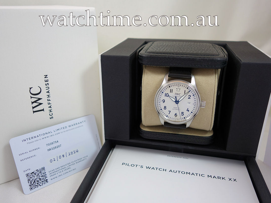 DSC06028 IWC Pilot's Watch 40mm Mark XX White-dial IW328207 Box & Card Aug 2024
