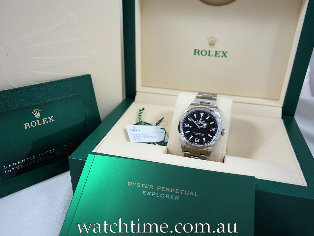 DSC06163 ROLEX EXPLORER I 36mm 124270 Box & Card
