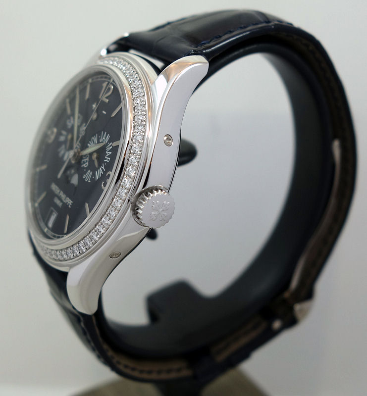 DSC06302 Patek Philippe 5147G-001 Annual Calendar Moonphases 18ct White-Gold with Diamond Bezel & Blue Dial 2023
