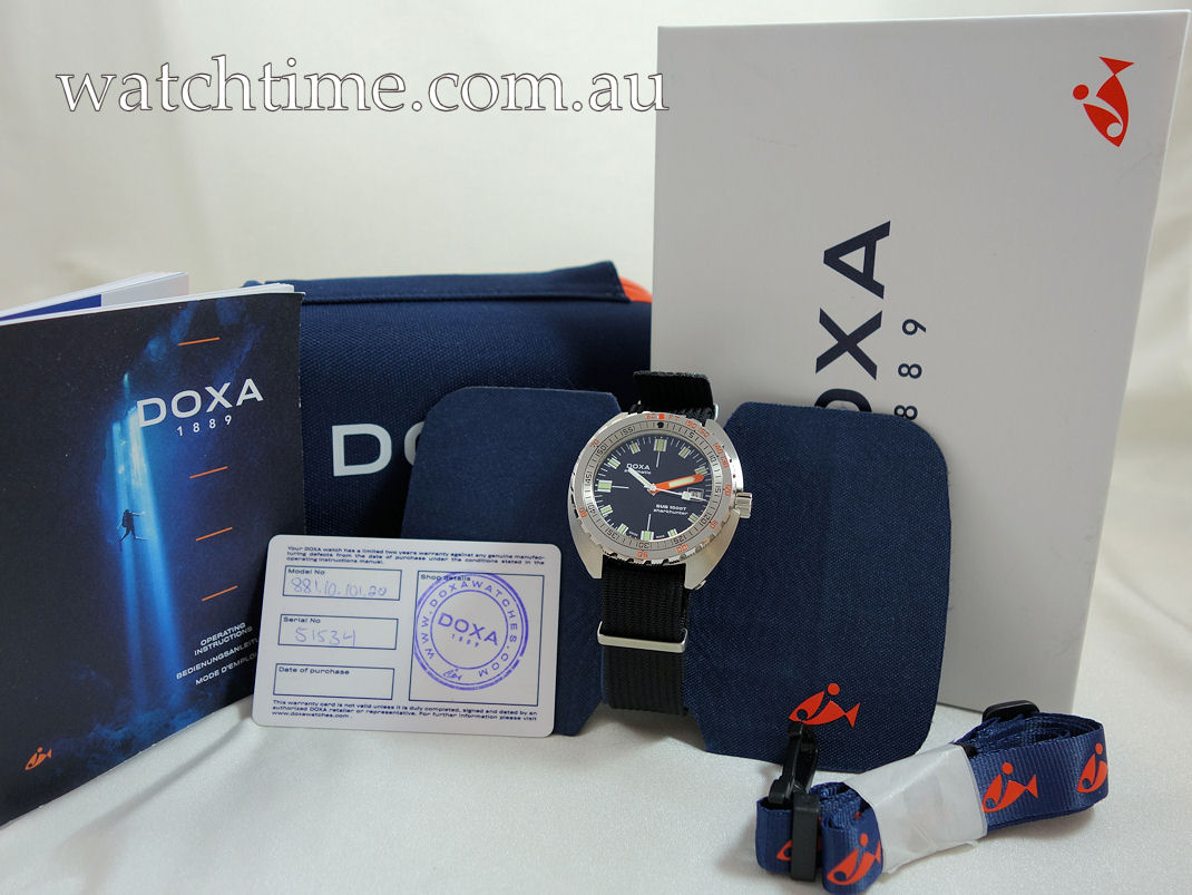 DSC06840 DOXA SUB 1500T Steel 45mm Black dial, Nato 883.10.351.10