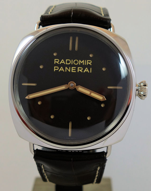 DSC07000 Panerai PAM373 RADIOMIR 3 DAYS Platino 47mm ~ Ltd. Edn. 300 Pieces