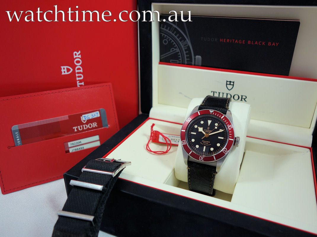 DSC07233 Tudor Heritage Black Bay Red on Strap 79220R Full set