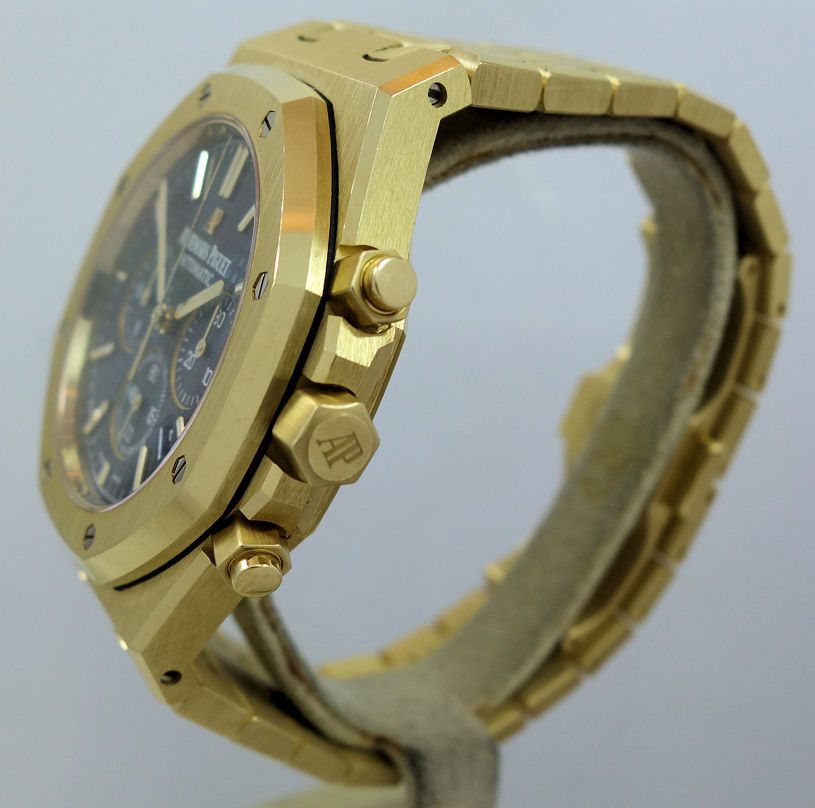 DSC07497 Audemars Piguet ROYAL OAK Chronograph 18k Yellow Gold 41mm Blue Dial 26320BA.OO.1220BA.02