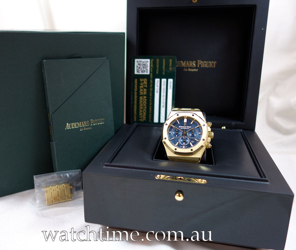 DSC07510 Audemars Piguet ROYAL OAK Chronograph 18k Yellow Gold 41mm Blue Dial 26320BA.OO.1220BA.02