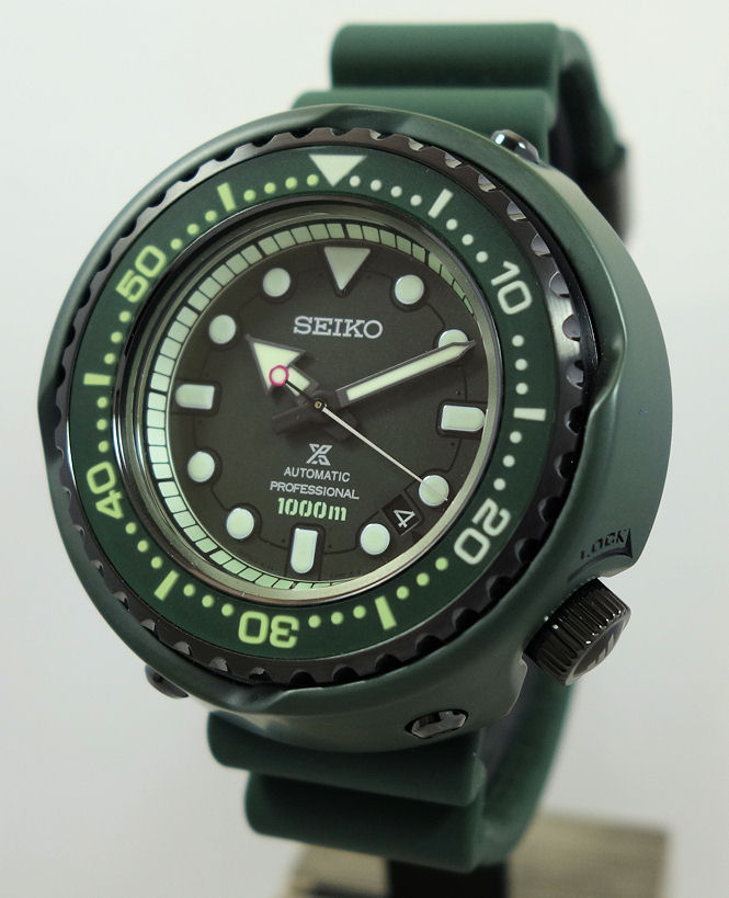 DSC07993 SEIKO Prospex Sea TUNA "Mobile Suit Gundam" Zaku II 40th Anniversary Ltd. Edn. SLA029J1