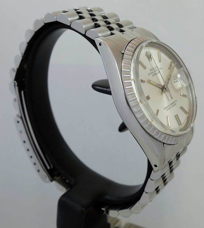 DSC08110 Rolex 1603 Datejust 36mm Steel with Engine-turned Bezel & Silver dial c 1976