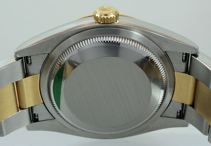 DSC08600 Rolex Datejust 36 Steel & 18k Yellow-Gold, Motif Dial 126233 MAY 2024 Box & Card