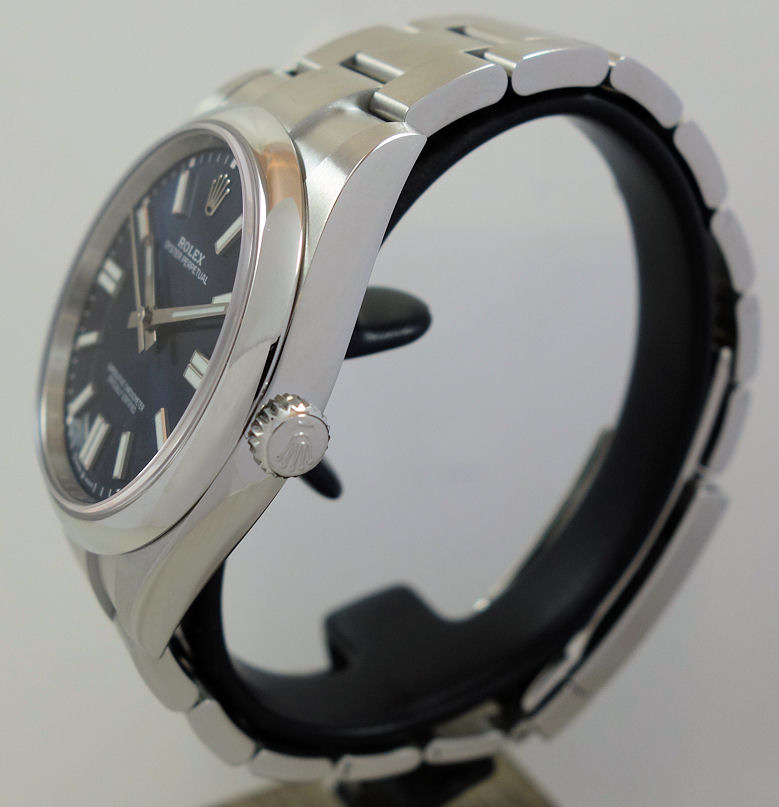 DSC08706 Rolex Oyster Perpetual 41mm 124300 BLUE dial July 2024 *UNUSED*