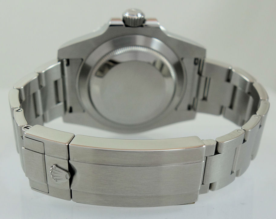 DSC09212 Rolex Submariner Date 116610LN Box & Card Full Set Excellent!