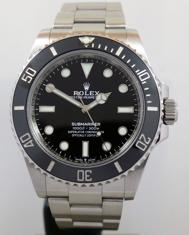 DSC09282 Rolex Submariner Non Date 124060 41mm Box & Card July 2022