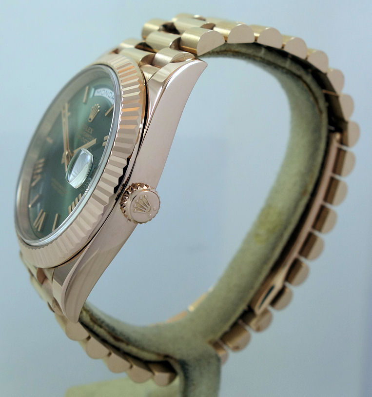 DSC09513 Rolex Day-Date 40mm 18k Everose Olive Roman Dial 228235