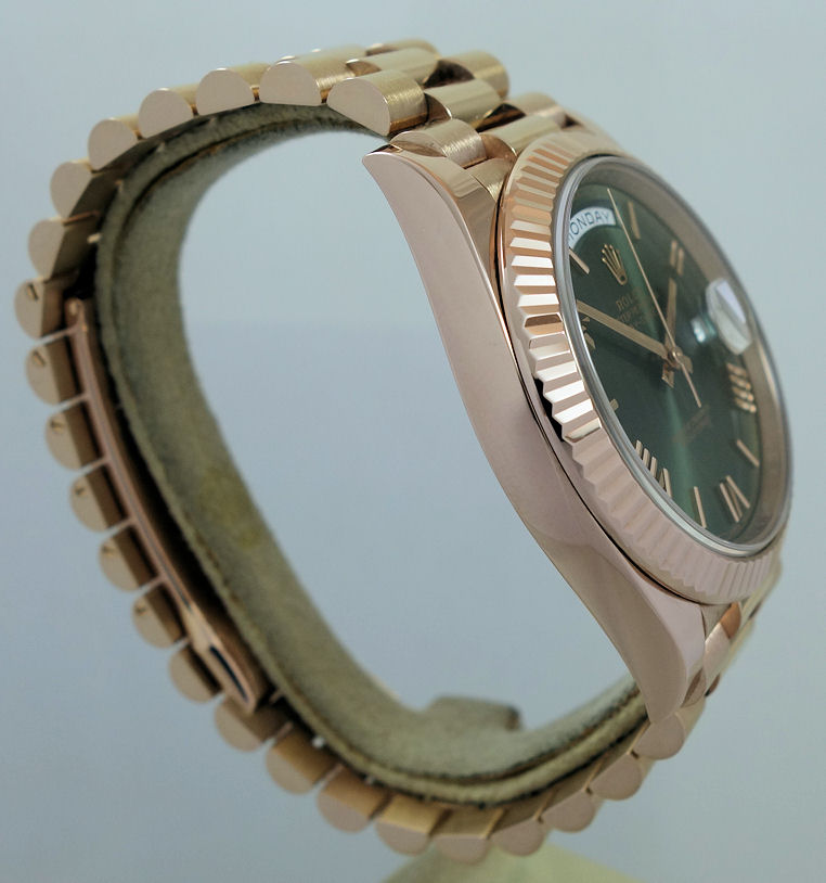 DSC09514 Rolex Day-Date 40mm 18k Everose Olive Roman Dial 228235