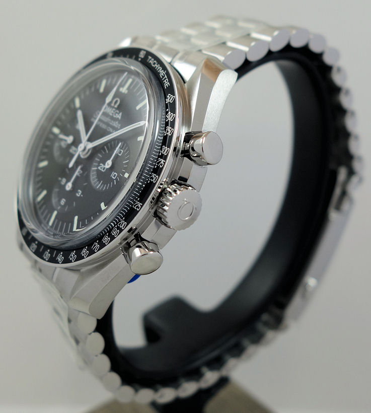 DSC09672 Omega Speedmaster MOONWATCH 42mm Steel *Sapphire Sandwich* 310.30.42.50.01.002 August 2025