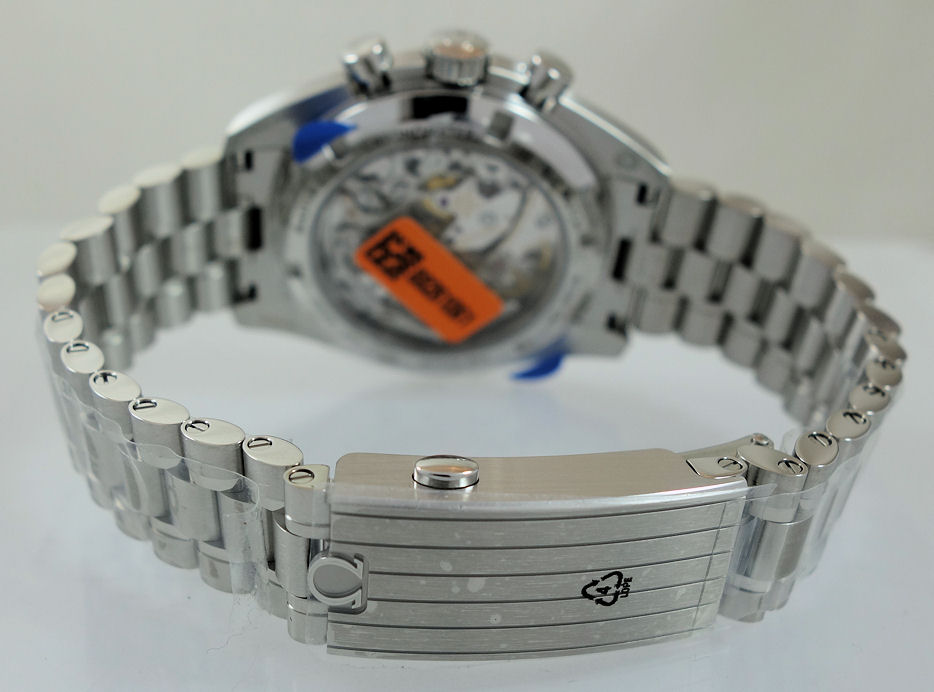 DSC09676 Omega Speedmaster MOONWATCH 42mm Steel *Sapphire Sandwich* 310.30.42.50.01.002 August 2025