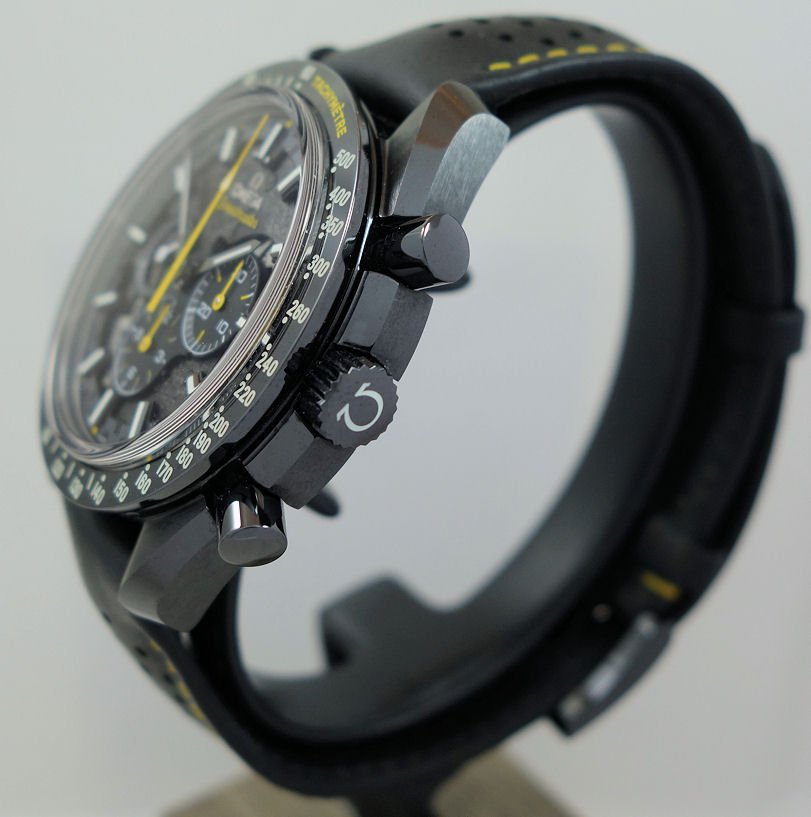 DSC09691 OMEGA Speedmaster MOONWATCH Apollo 8 "Dark Side of the Moon" 311.92.44.30.01.001 Box & Papers