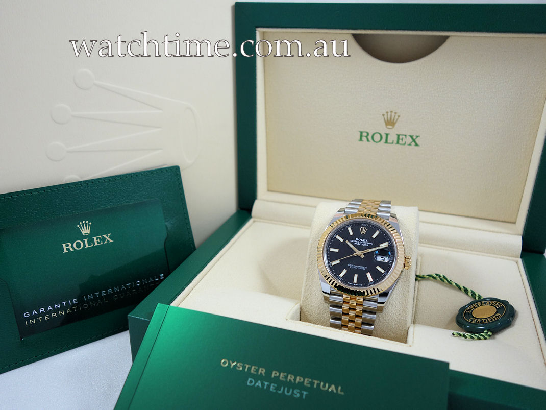 DSC00414 Rolex Datejust 41mm 18k & Steel, Black-dial 126333 Box & Card