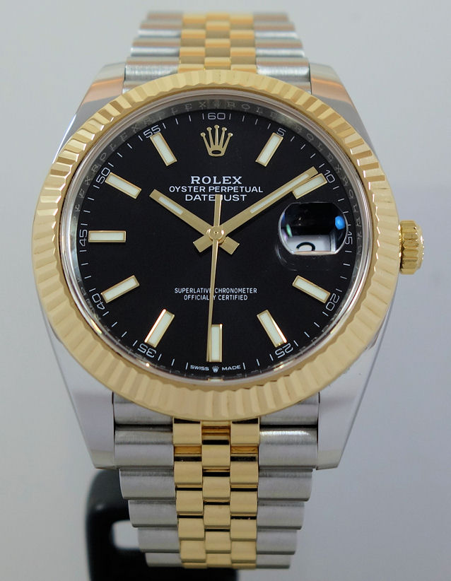 DSC00419 Rolex Datejust 41mm 18k & Steel, Black-dial 126333 Box & Card