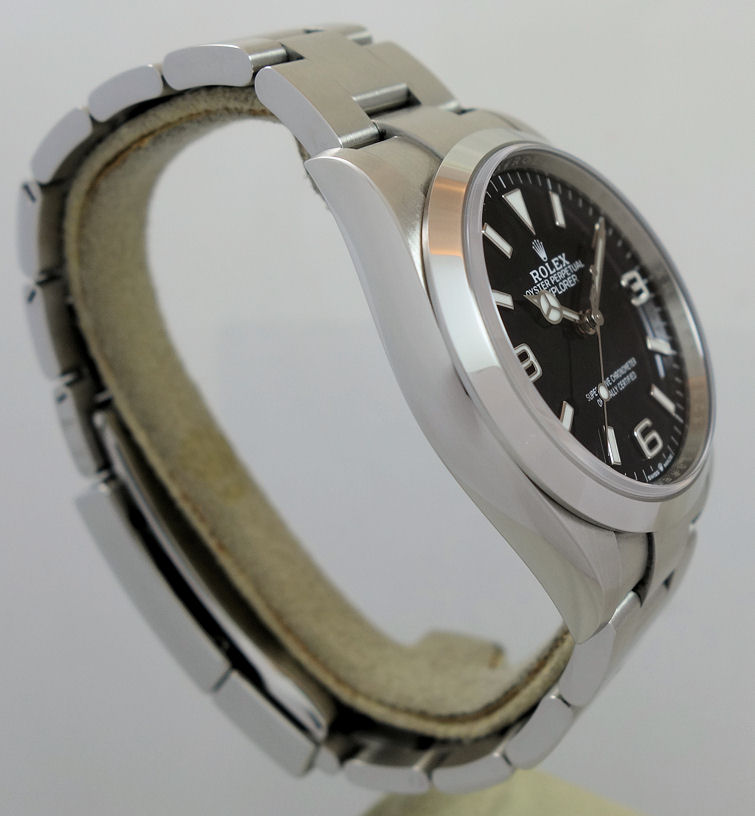 DSC09757 ROLEX EXPLORER I 36mm 124270 Box & Card