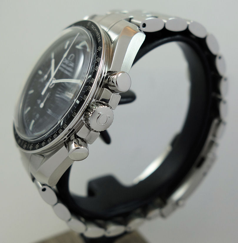 DSC01219 Omega Speedmaster Professional MOONWATCH 3570.50.00 Calibre 1861 Box & Cards