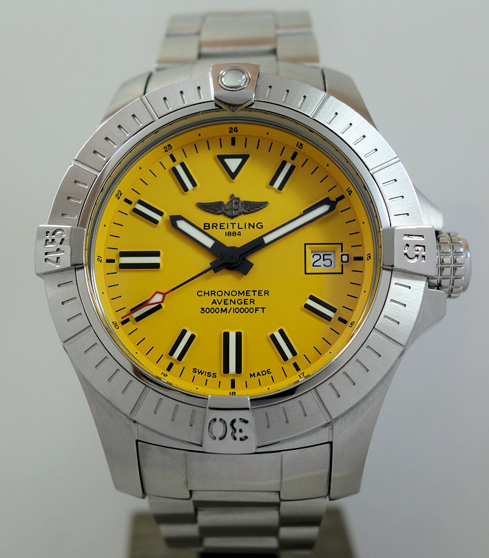 DSC01655 Breitling Avenger SeaWolf 45 Automatic, YELLOW-dial Box & Card A17319