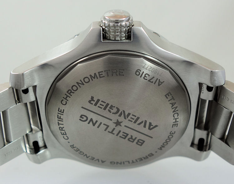 DSC01663 Breitling Avenger SeaWolf 45 Automatic, YELLOW-dial Box & Card A17319