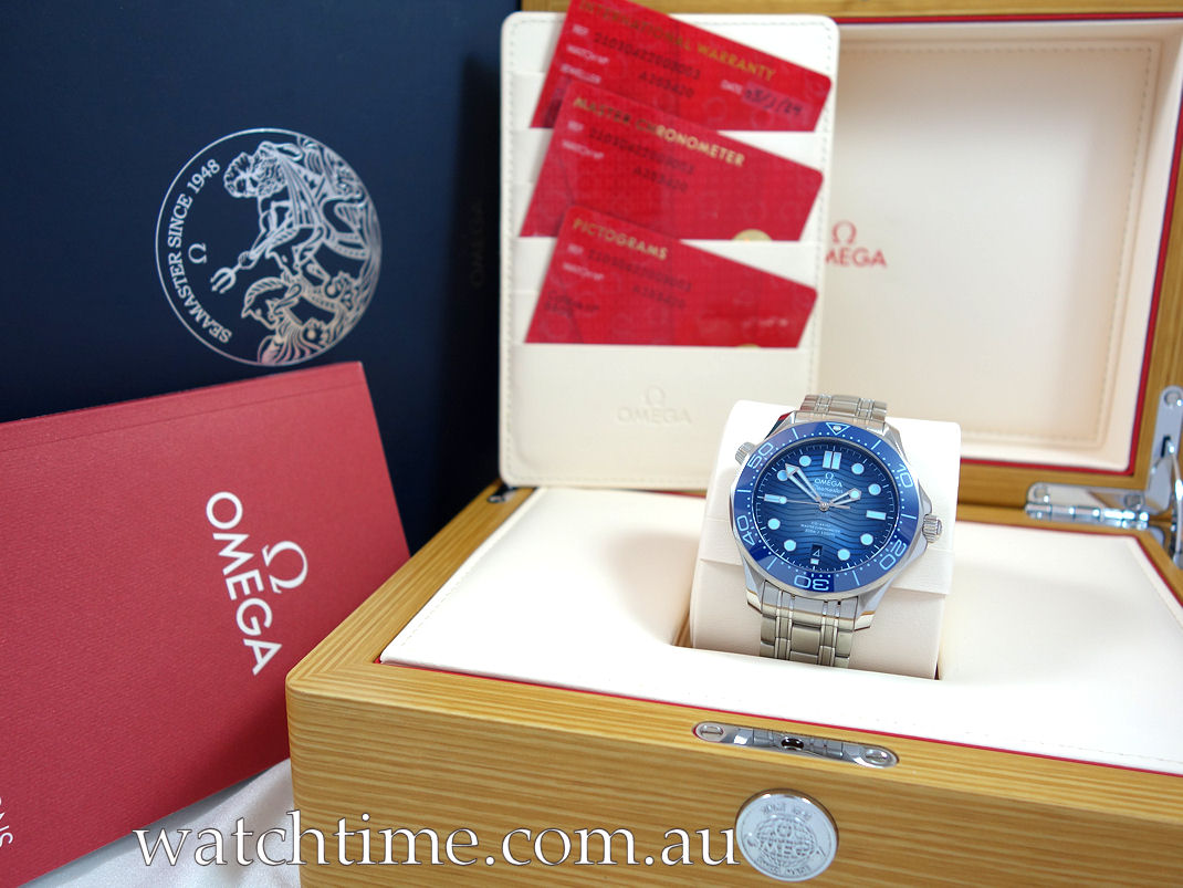 DSC01931 Omega SEAMASTER DIVER 300m 42mm *Summer Blue Dial & bezel* 210.30.42.20.03.003 March 2024