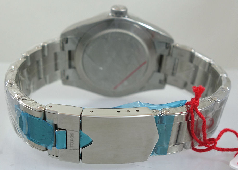 DSC02336 Tudor Black Bay Fifty-Eight 79030B Full-Set! Dec 2025 *UNUSED* 25% Off Retail