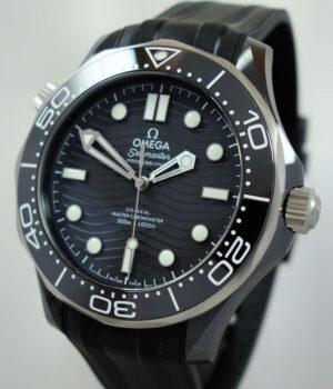 Omega Seamaster Diver 300m Black CERAMIC 43.5mm 210.92.44.20.01.001 Box & Cards 2019