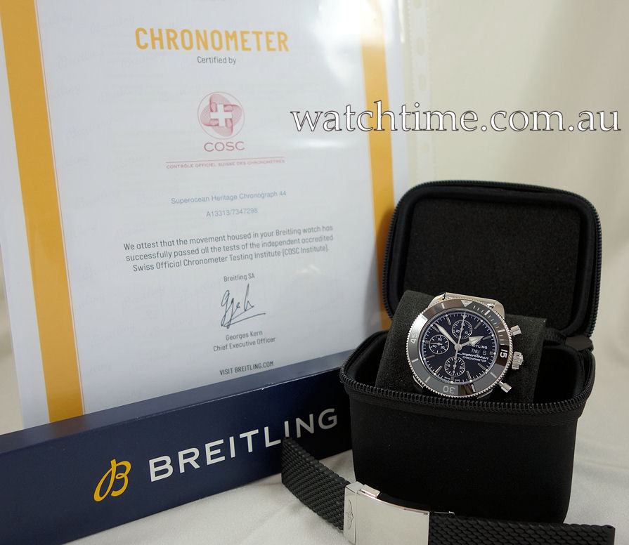 DSC03036 Breitling SUPEROCEAN HÉRITAGE II Chronograph 44mm Black-dial, Mesh bracelet & Rubber strap A13313