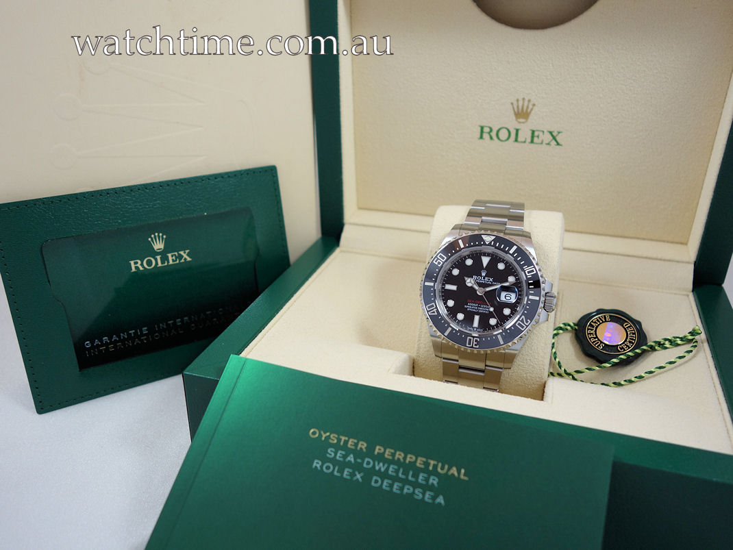 DSC03071 ROLEX SEA-DWELLER 43 Steel 126600 Box & Card 2024