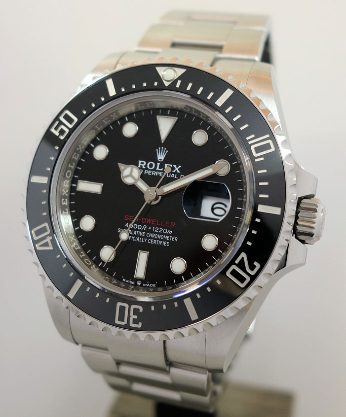 DSC03076 ROLEX SEA-DWELLER 43 Steel 126600 Box & Card 2024